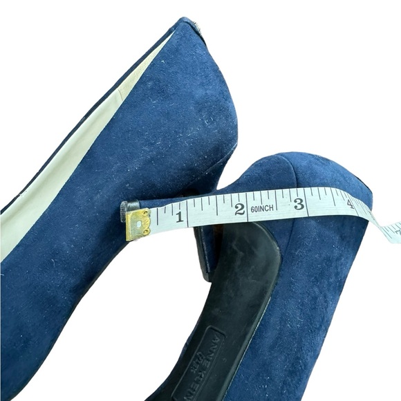 Anne Klein Heels Size 8 - Picture 8 of 9